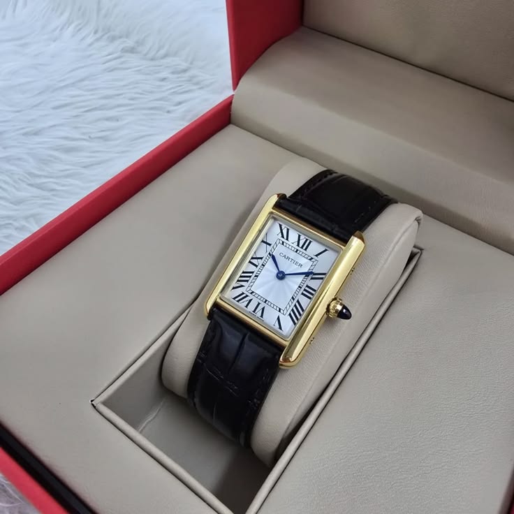 CARTIER TANK HOMMES