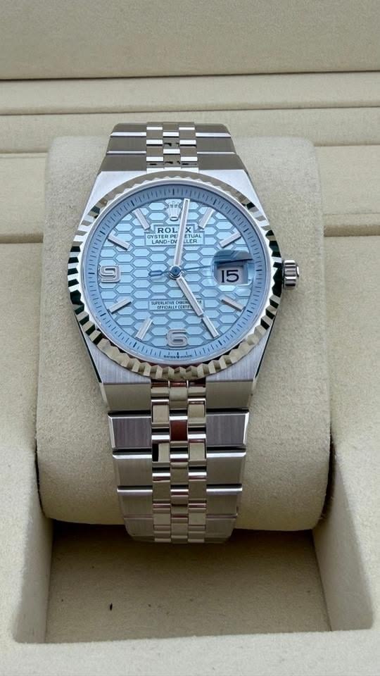 Rolex land dweller
